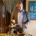 Kad Lemaići naprave kulen i čvarke, to mora da proba i ministar lično: Glamočić posetio porodičnu firmu u Vašici