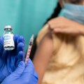 Najmanje 10 smrtnih slučajeva dece povezano s vakcinama protiv koronavirusa FOTO
