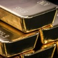 Zlato na rekordu, udar na Powella i Iran potiču potražnju
