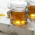 Pedijatar otkriva recept za sirup koji zaustavlja i najuporniji kašalj. Što je najvažnije, deci će se svideti ukus.