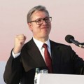Vučić najavljuje da će sam da vozi svoj automobil u kampanji: Predsednik nema auto