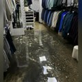 Poplavljena 24 lokala u tržnom centru Radnički