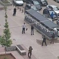 Prilikom hapšenja u Kosovskoj Mitrovici,Kosovska policija na nišanu držala građane
