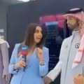 Saudijski humanoidni robot nepristojno dodirnuo novinarku: Snimak postao viralan
