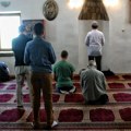 Vernici islamske veroispovesti obeležavaju Kurban-bajram