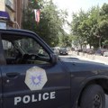 Kosovska policija: Sumnjiva smrt u Zvečanu, starija osoba pronađena mrtva na ogradi