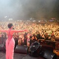 Milica Pavlović napravila spektakl pred 10.000 ljudi u Severnoj Makedoniji: Pogledajte ko je bio u prvom redu
