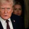 Трамп: САД уводе царине од 25 одсто земљама које послују са Ираном