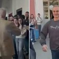 Više od 10.000 učenika ispratilo omiljene profesore u penziju: Emotivan gest đaka u čačanskoj gimnaziji