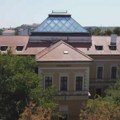 Pred početak školske godine u Jovinoj gimnaziji se ne zna ko će predavati, a ni gde će biti nastava