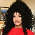 Lidija Vukićević (63) slučajno ugasila filter! Pogledajte lice i vrat glumice bez trunke fotošopa: Evo šta je stvarno radila…