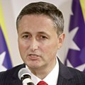 Vozilo iz bećirovićeve službene pratnje imalo težak udes! On nije hteo da se zaustavi i pogleda ša je sa mladim vozačem