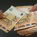 Promena kursa Dinar danas vredi ovoliko prema evru i dolaru