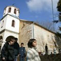 Eparhija raško-prizrenska: Oskrnavljena crkvena zastava u Orahovcu