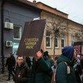 Studenti u Kragujevcu potpuno blokiraju zgradu Ekonomskog fakulteta