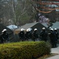 Autobusi GSP-a organizovano odvoze posetioce „Ćacilenda“: Dok ceo Beograd trpi, po naprednjake dolazi prevoz VIDEO