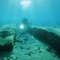 "Našao sam Atlantidu!" Poznati arheolog zaprepastio svet, prikazao snimke potopljenih kamenih struktura