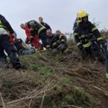 U ponedeljak dan žalosti u sremskoj Mitrovici zbog tragične saobraćajne nesreće Jedna žena prebačena u Beograd u kritičnom je…