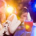 Devojčica se onesvestila od alkohola: Lekar upozorava šta prvo proveriti u ovakvoj situaciji VIDEO