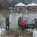 Ovo su spasioci: Drina poplavila kuće, hitno evakuisane porodice, a ovako je izgledao horor oko njih!