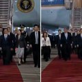 Crveni tepih za Trampa u Kini: Pogledajte doček američkog predsednika u Pekingu (Video)