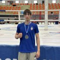 Nišlija Bogdan Mitić osvojio srebrnu medalju na Balkanskom prvenstvu u kik-boksu