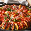 Briam: Recept za pečene tikvice s krompirom koje su toliko fine da možete da ih jedete i bez mesa