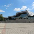 Napet odnos u vrhu SDPS-a i naprednjaka: U Novom Sadu sve u redu
