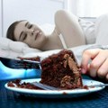 Šta će se desiti ako jedete slatkiše pre spavanja: Evo koje činjenice otkrivaju stručnjaci