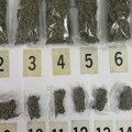 Velika zaplena marihuane u okolini Vranja Uhapšen Albanac koji je bio u pikapu hrvatskih registarskih oznaka u kom je prevozio…