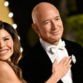 Džef Bezos prodaje akcije Amazona vredne 4,8 milijardi dolara