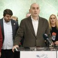 Veljko Krstonošić (DS): Vučević je poslednji političar koji treba da se žali na zvižduke, nekada se smejao dok su nas njegove…