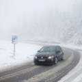U BiH i Republici Srpskoj prvi sneg izazvao kolaps, generalni sekretar Narodne skupštine zavejan i blokiran