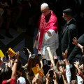 Papa u Barseloni posetio jedan od najvećih zatvora Španije, otvoriće najnoviji toranj Sagrada Familije
