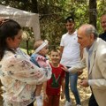 Ministar Krkobabić u poseti selima Batočine: Da se ljudi pitaju