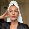 Serum ili esencija – koji proizvod zaista zaslužuje mesto u anti-age rutini?