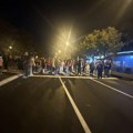 Stanari blokirali deo Bulevara Zorana Đinđića, protestuju zbog širenja ulice: Uklonjeni su pešački prelazi, ugrožena je…