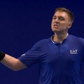 Svet gleda novo tenisko čudo iz Srbije: Noletov đak Hamad Međedović hara na završnom turniru "Sledeća generacija"!