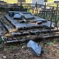 Pećanci uz blagoslov vladike Teodosija pokrenuli obnovu srpskog groblja u Peći
