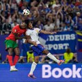 Otvorena igra u drugom poluvremenu - smenjuju se prilike Portugalije i Francuske