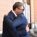 Svaka sličnost je (ne)namerna: Vučić je otišao u Španiju dok traju masovni protesti protiv korupcije – „Blaćenje protivnika…