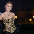 (Foto) Ova žena može da stvori najveći politički potres u Evropi Borac za radničku klasu do grla u luksuzu: "Ona je problem…