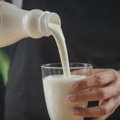 Da li treba piti kefir svaki dan? Nutricionistkinja objašnjava koristi i preporučenu količinu