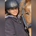 Ovo je devojčica koja je stradala kao i mali Stefan: Vlasnik bazena skočio sa makazama u vodu