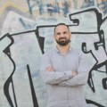 "Delimo rane koje nikako da zacele, krvave devedesete i dobro nam je poznata ona krilatica - zavadi pa vladaj"