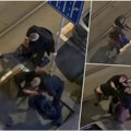 Stravične scene u centru Beograda! Radnici obezbeđenja brutalno prebili bračni par ispred kazina! (video)