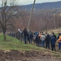 Gružanska straža: Blokada puta ukoliko se ne ukloni bager iz Vitkovca