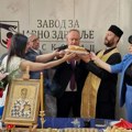 Завод за јавно здравље у Лесковцу сечењем колача обележио славу