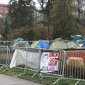 Vučić rekao da planira Ćacilende svuda u Srbiji