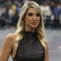 Cela Beogradska arena je gledala u ovu lepoticu na poluvremenu meča Partizan - Efes kad je izašla na parket